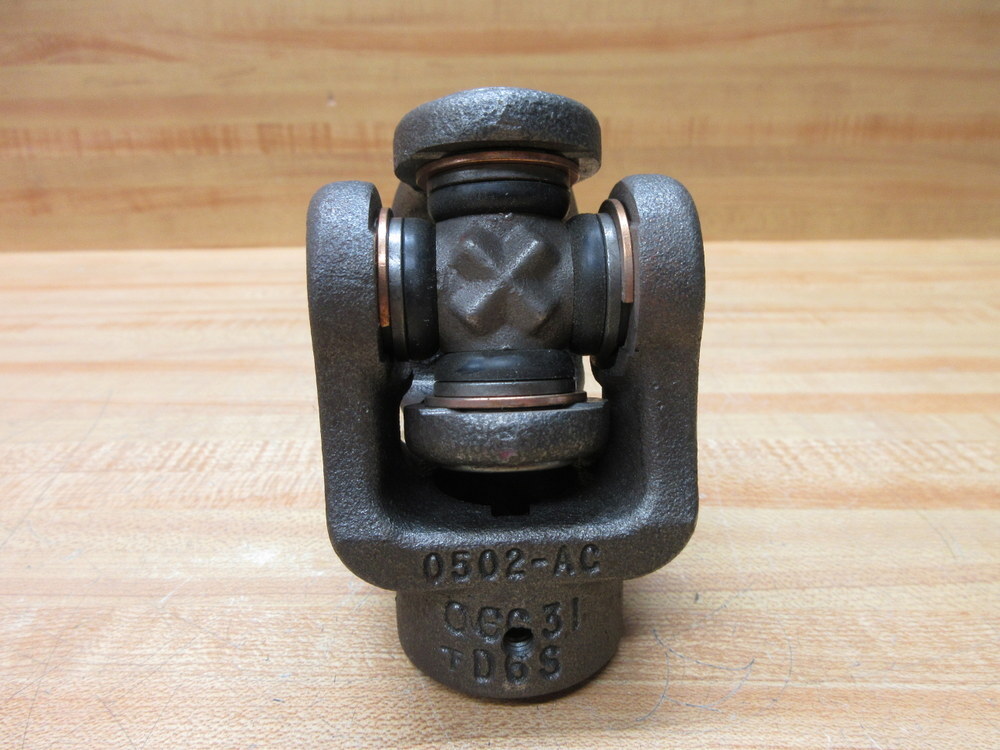 Part 0502-AC U-Joint 0502AC W/8343