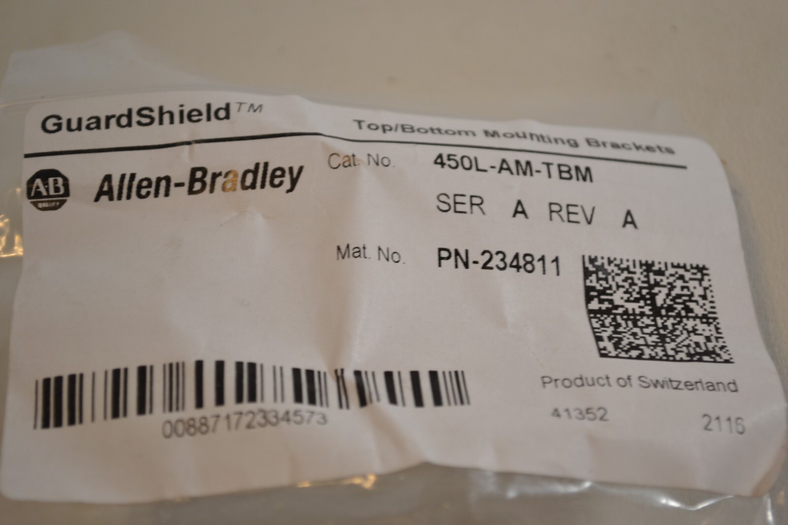 Allen-Bradley 450L-AM-TBM – Top/Bottom Mounting brackets