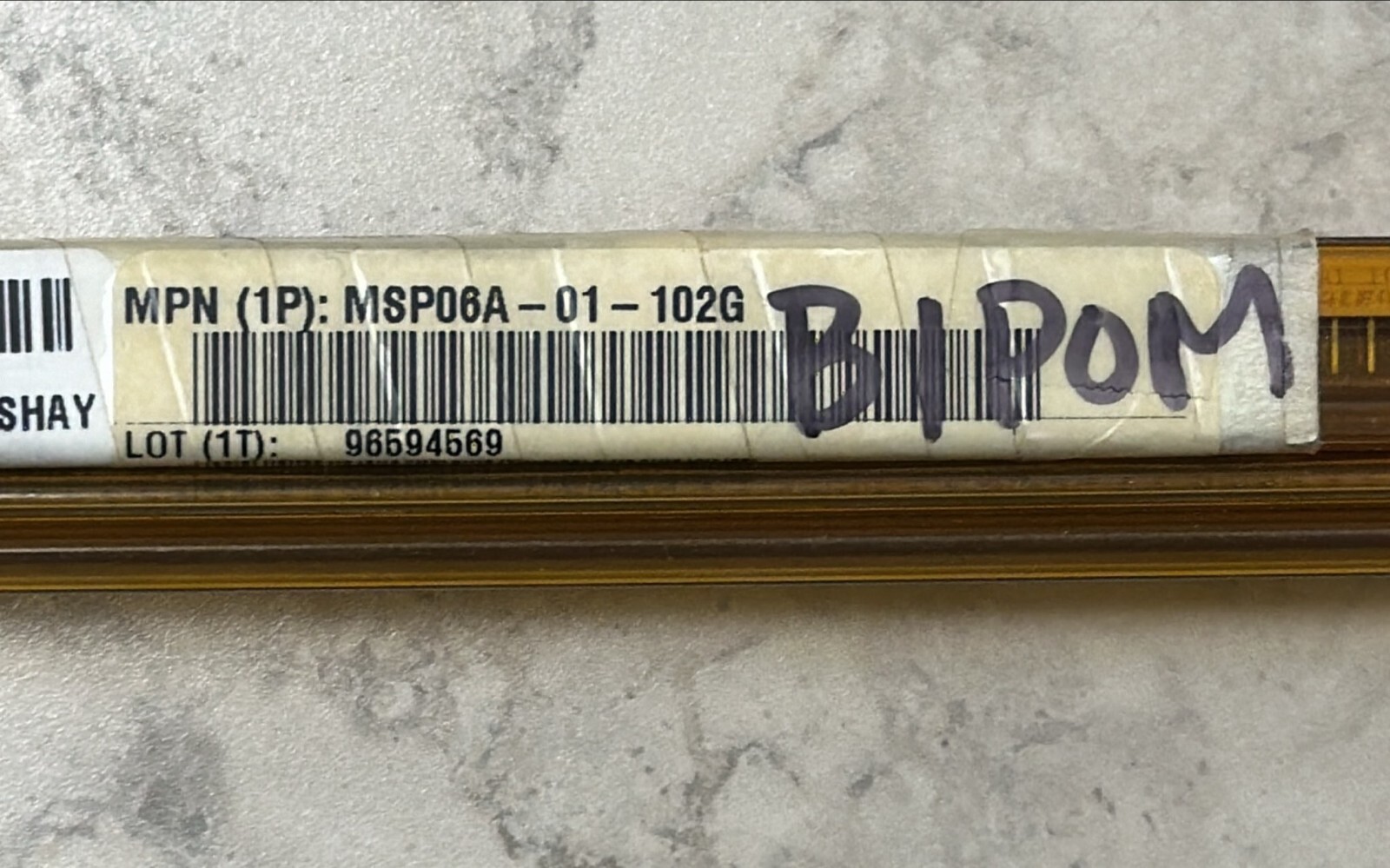 12 Pieces of MSP06A-01-102G Resistor Network