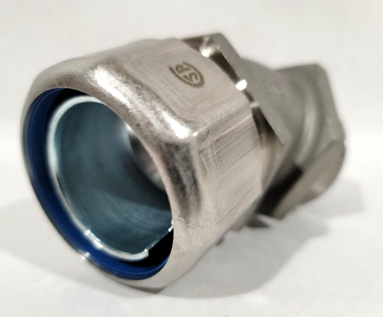 T&B 1 1/2 90 DEG 316 SS LIQUIDTIGHT FITTING