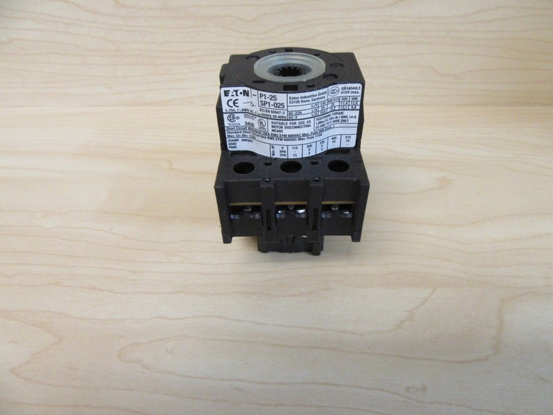 Moeller P1-25 Disconnect Switch Base P125