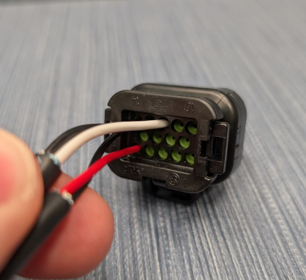 Delta-Q IC650 Comm Connector Remote LED Cable 6ft Signal Harness 475-0411