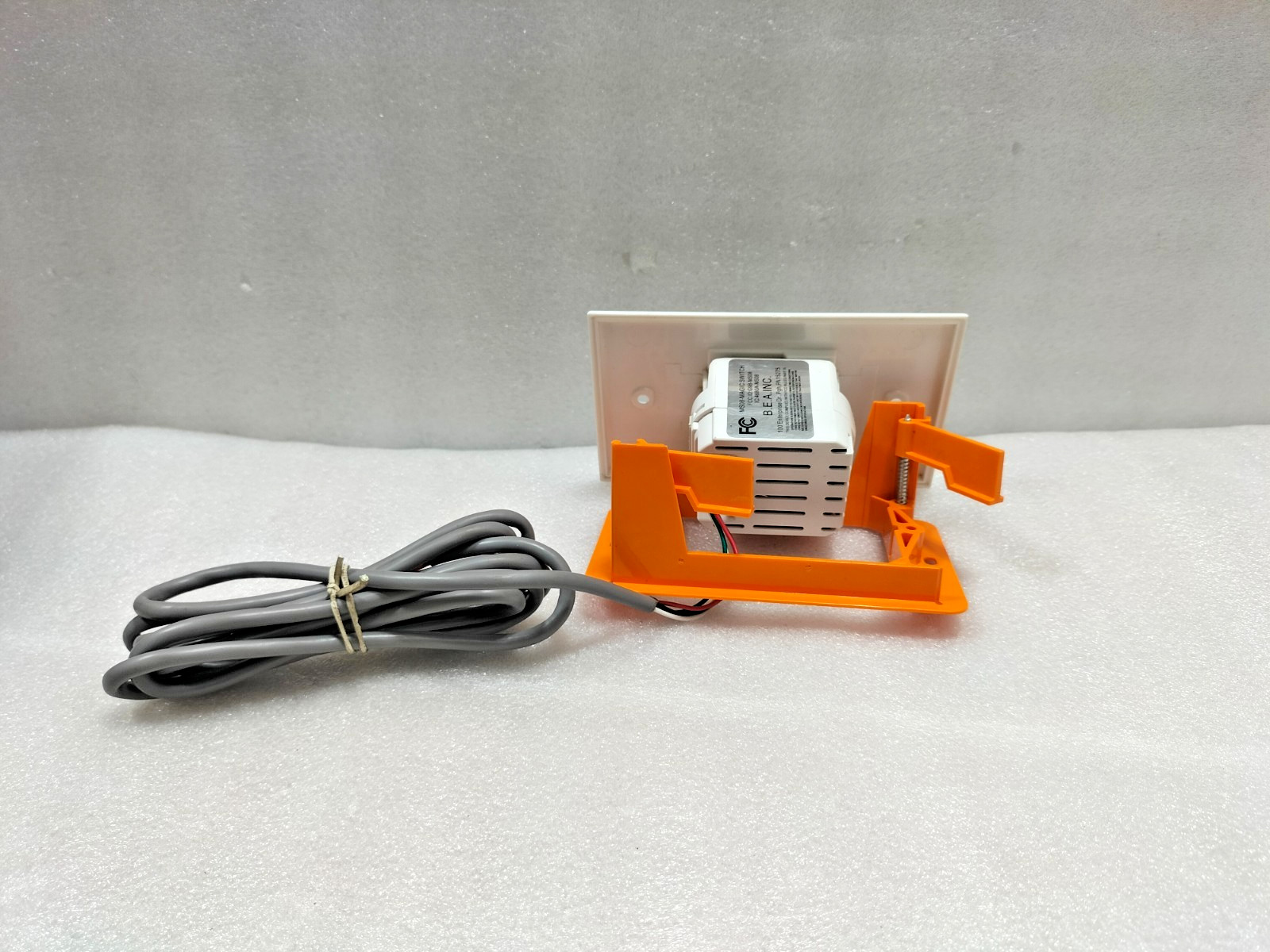 SECURITRON ASSA ABLOY WSS-W1 WAVE SENSE SWITCH WHITE