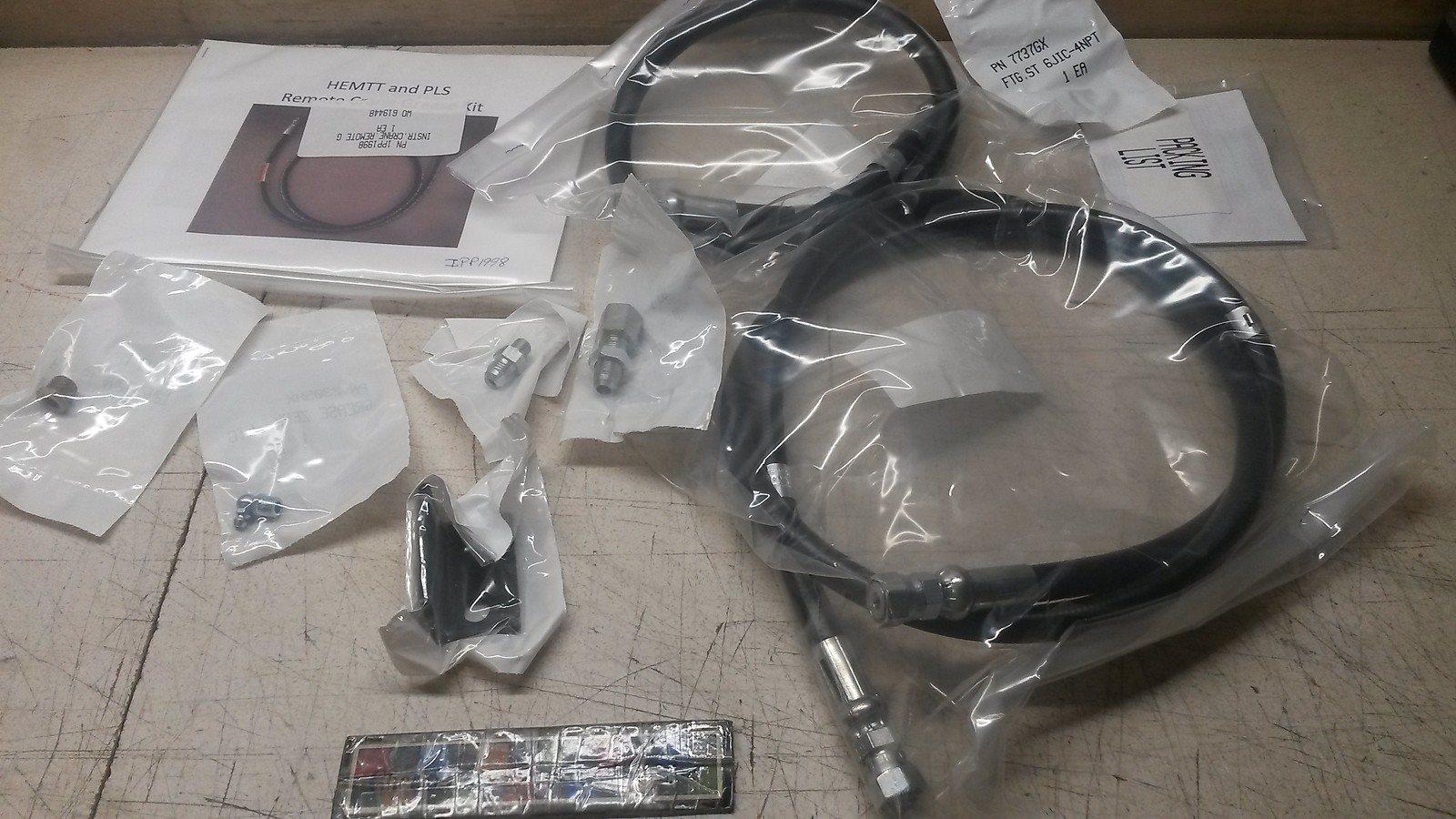 NOS Oshkosh Grease Gun Adapter Kit 3850777 4930015780312