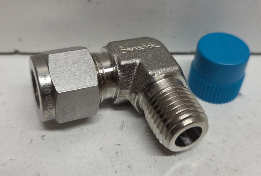 NEW NO BOX! SWAGELOK 3/8″ TUBE OD X 1/4″ MNPT STAINLESS ELBOW SS-600-2-4