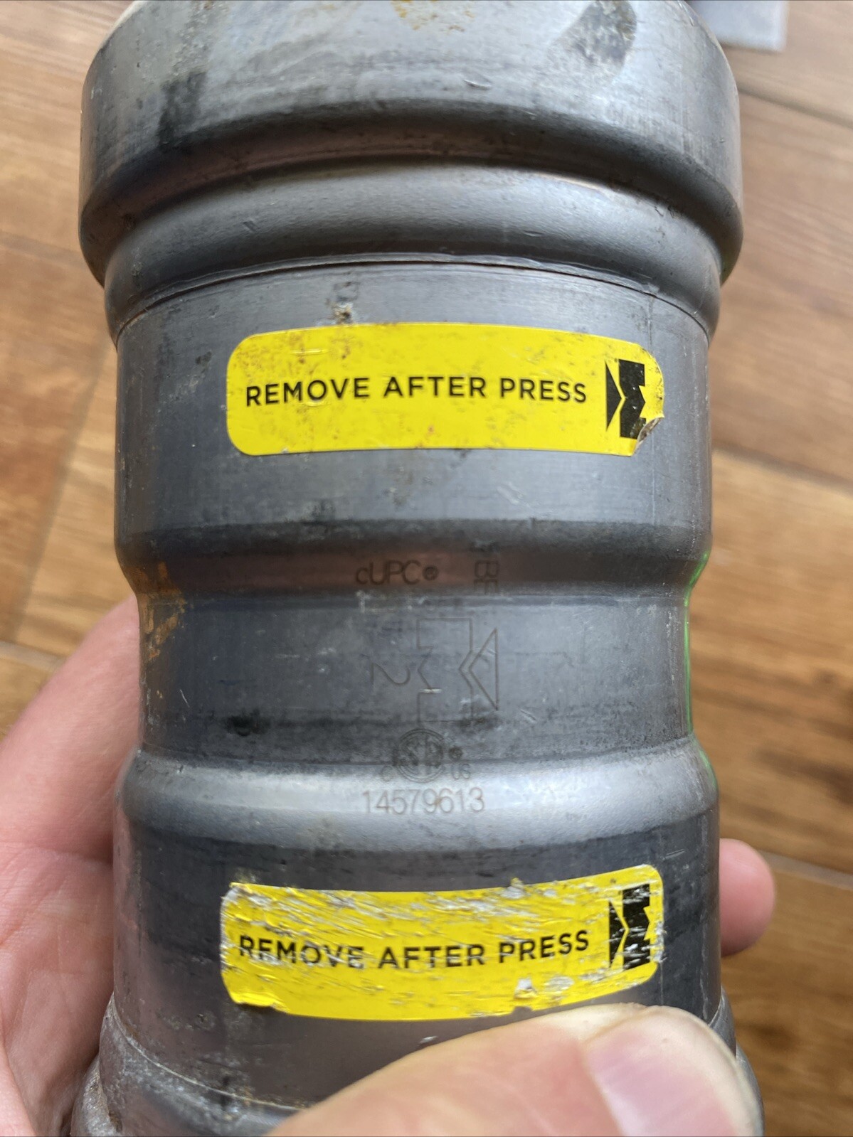 Mueller CP10150G Carbon Steel Coupling With Stop, P X P, 2in X 2in