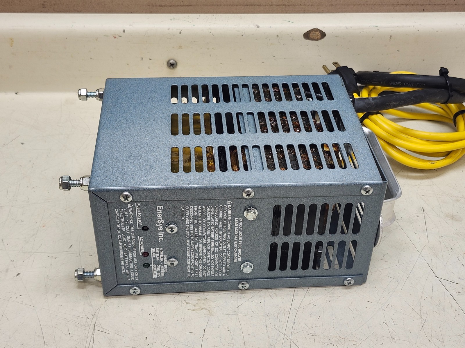 Enersys Inc. 24 Volt Forklift Battery Charger Model: 24680L FREE SHIPPING