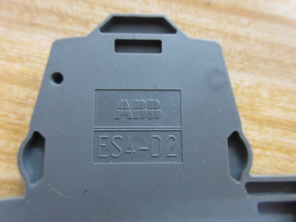 ABB ES4-D2 Entrelec End Plate 1SNK505960R0000 (Pack of 8)