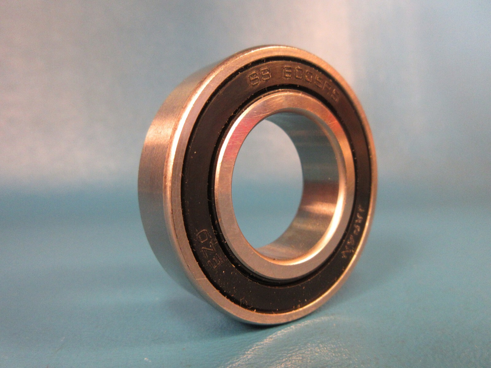 EZO SS 6005 2RS, Japan Single Row Ball Bearing; 25mm Bore; 47mm OD; 12mm Width
