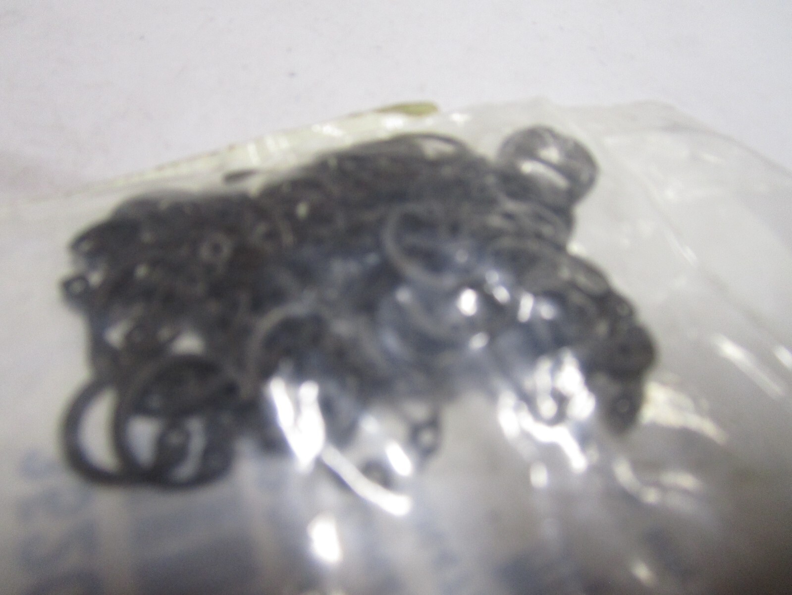 10MM DIN 472 Internal Retaining Ring, Steel Metric QTY 75