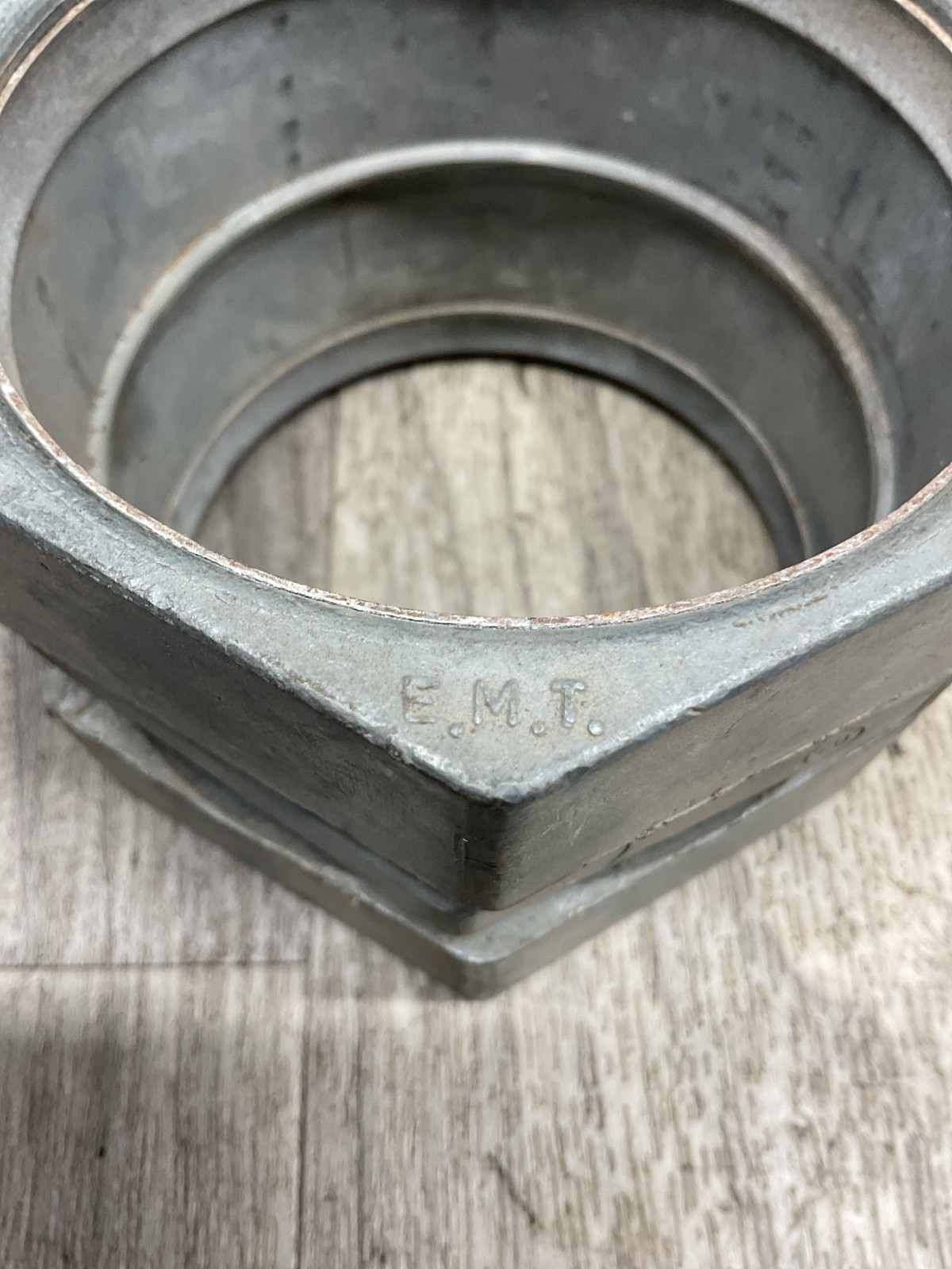 3” EMT Conduit Compression Coupler #102C108PR4*SI