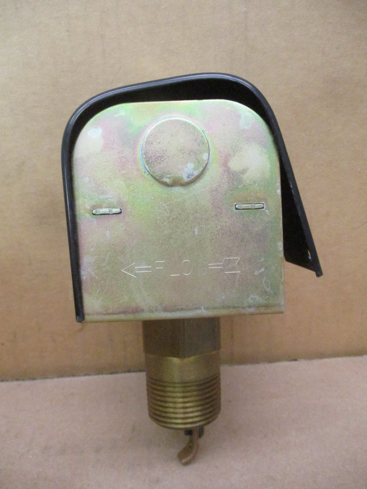 New Open Box ITT McDonnell & Miller FS4-3 Flow Switch 1NPT 114400 52705PRX