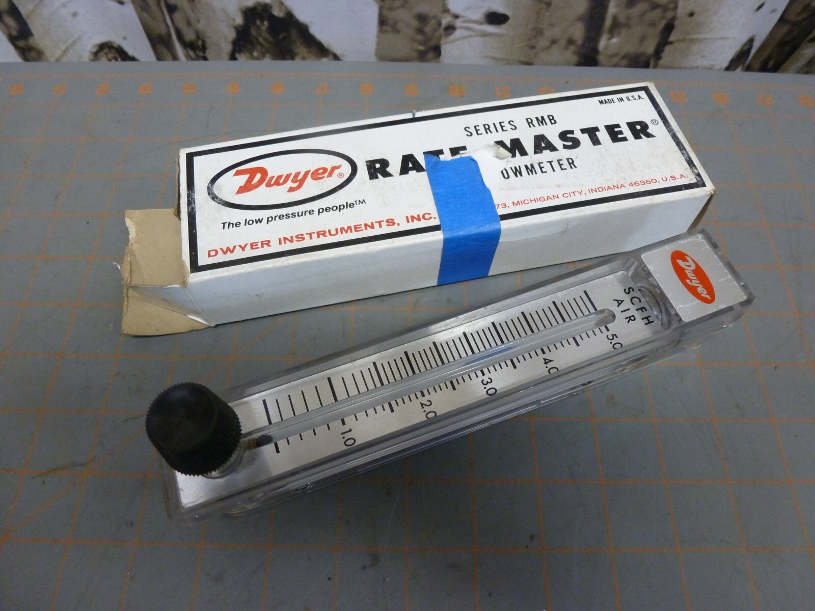Used Dwyer Rate-Master Flowmeter RMB-49-SSV, 0-5.0 SCFH AIR