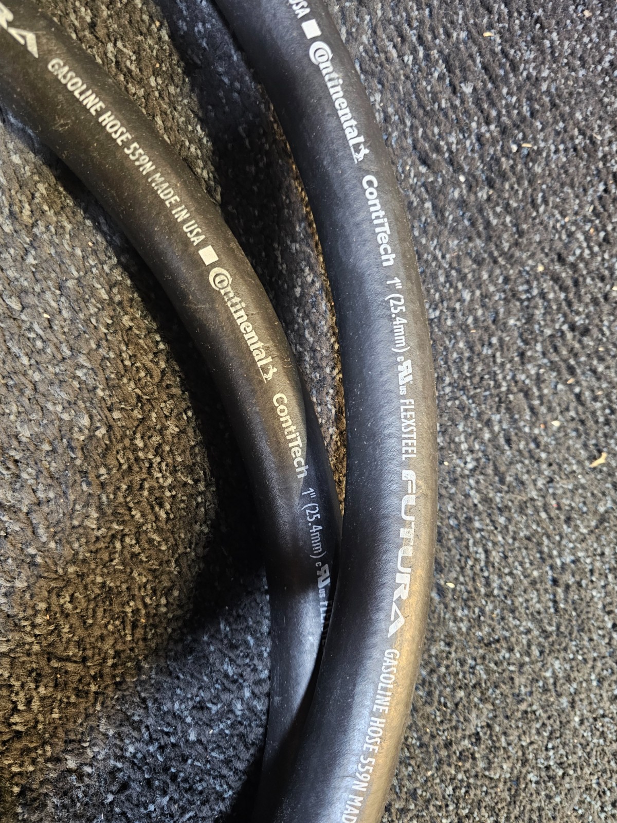 Continental ContiTech 1″ Futura Flexsteel 141″ Length Gasoline Hose w/Fittings
