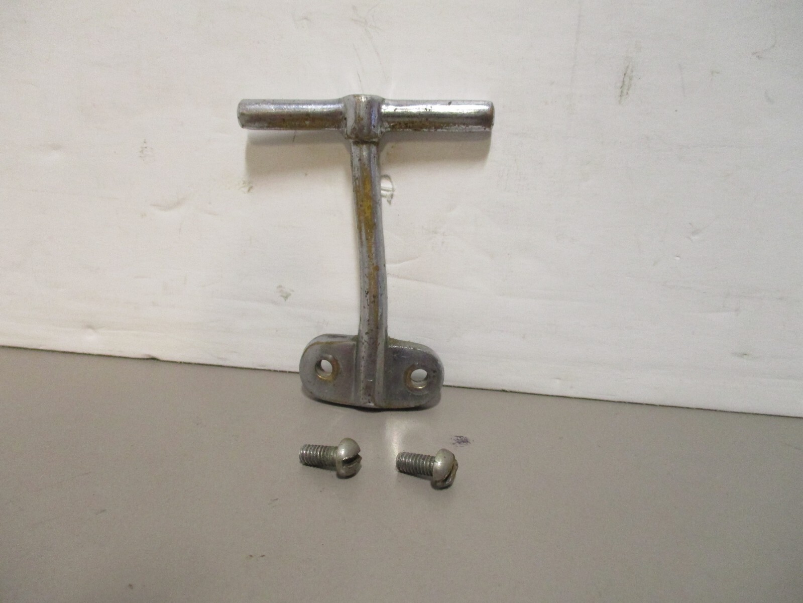 Front T Handle Stabilizer 2-3/4″ for Vintage Wolf Model R Electric Fabric Cutter