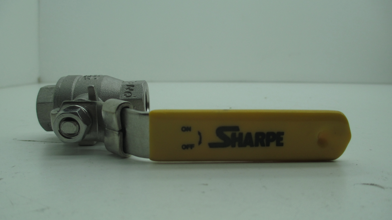SHARPE 1000 CWP CF8M 3/8″ FNPT SS BALL VALVE