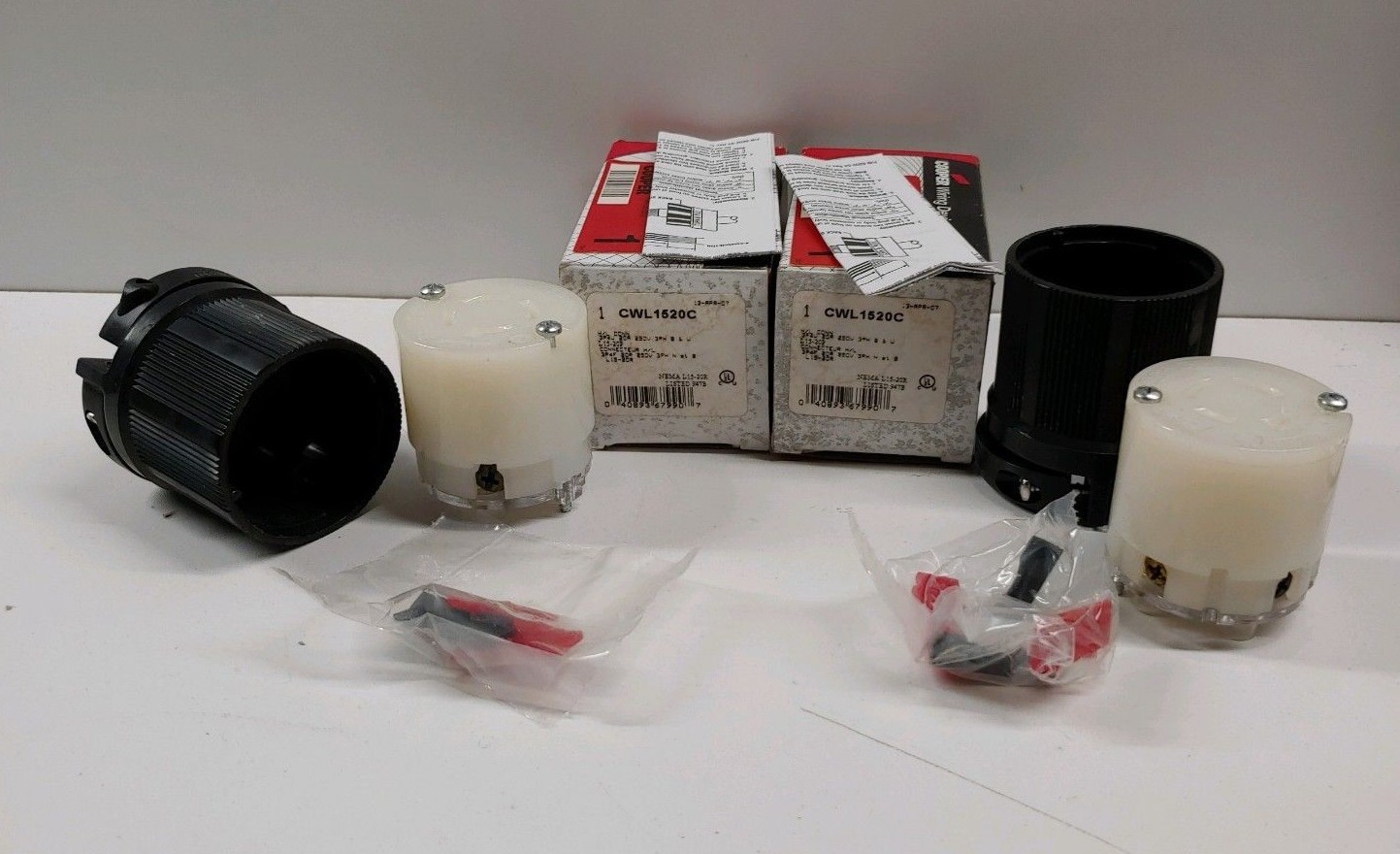 LOT OF (2) NEW OLD STOCK! COOPER 20A 250V LOCKING CONNECTORS CWL1520C