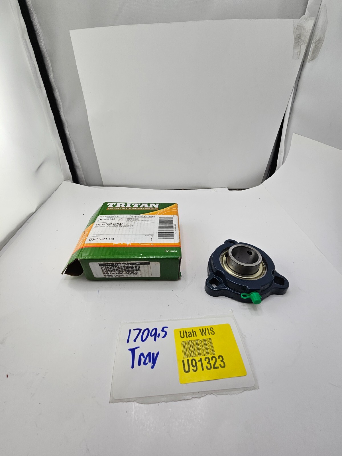 R&R Products Bearing Flanged Blade Shaft R01-100-0260 Tritan SB205-16