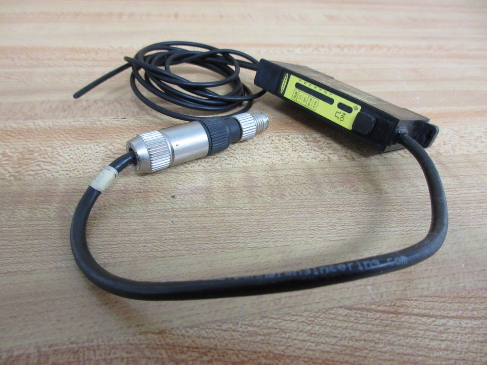 Banner D12EP6FP D12 Expert Fiber Optic Sensor 41965 With Connector