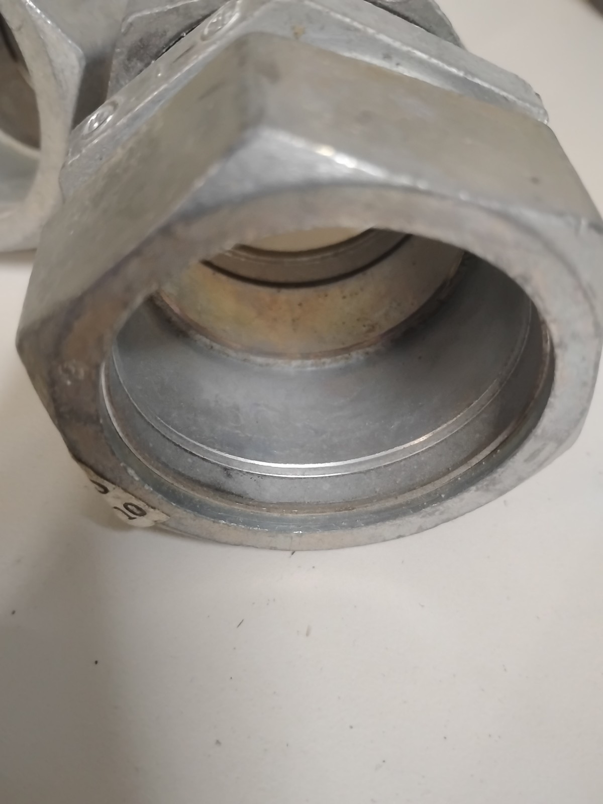 Lot Of 4 Bridgeport 264-DC EMT Zinc Die Cast Compression Coupling, 1-1/2 Inch