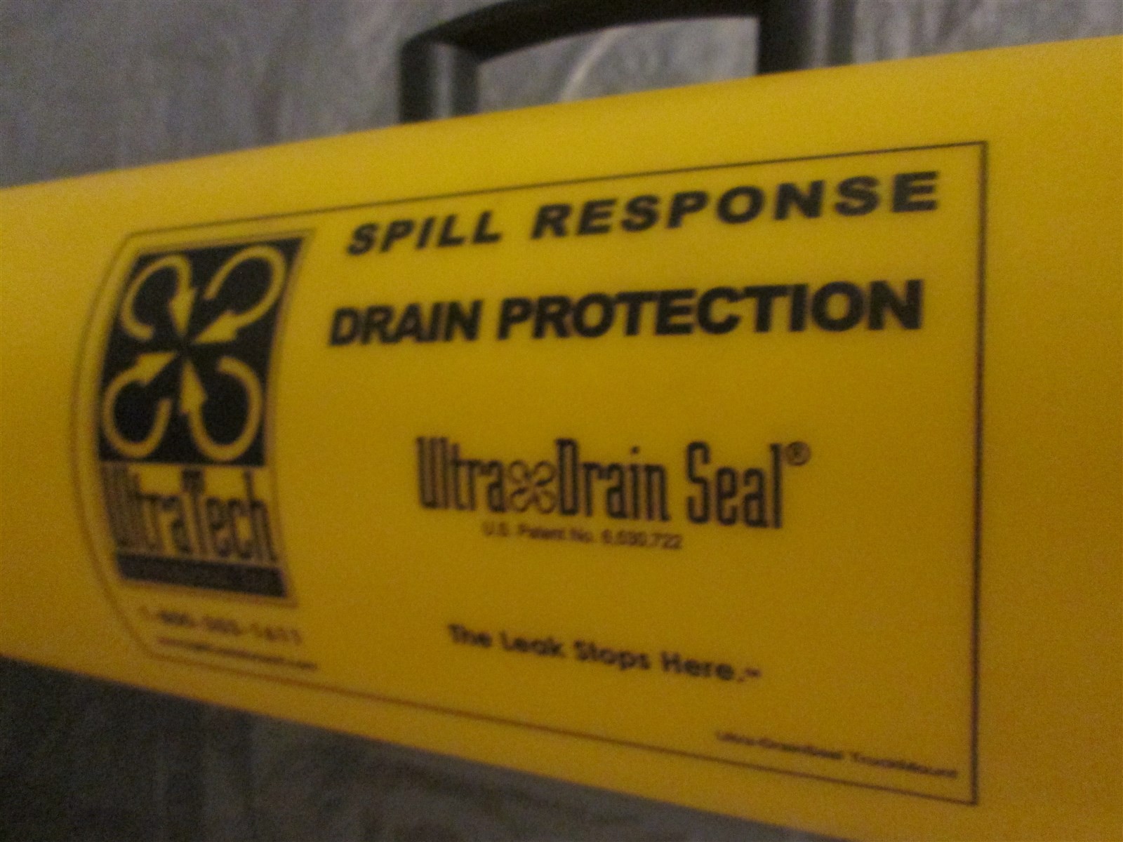ULTRATECH 2143 Spill Response Drain Seal Wall Mount 54″ x 8-1/2″ x 8-1/2″ NEW