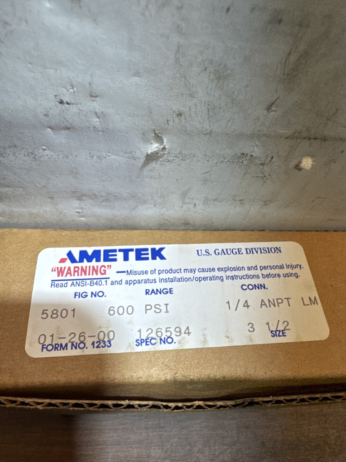 AMETEK U.S.Gauge 5801 Pressure Gauge 3.5in 600 PSI 1/4 ANPT LM INV=32805