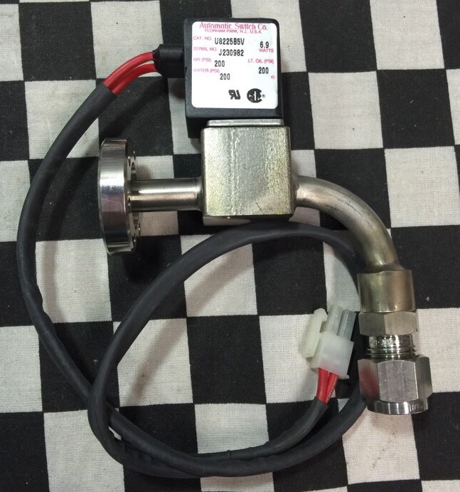 Asco Sub-miniature Solenoid U8225B5V, 1-1/3″ CF x 3/8″ Comp, 400-115-142D #126F