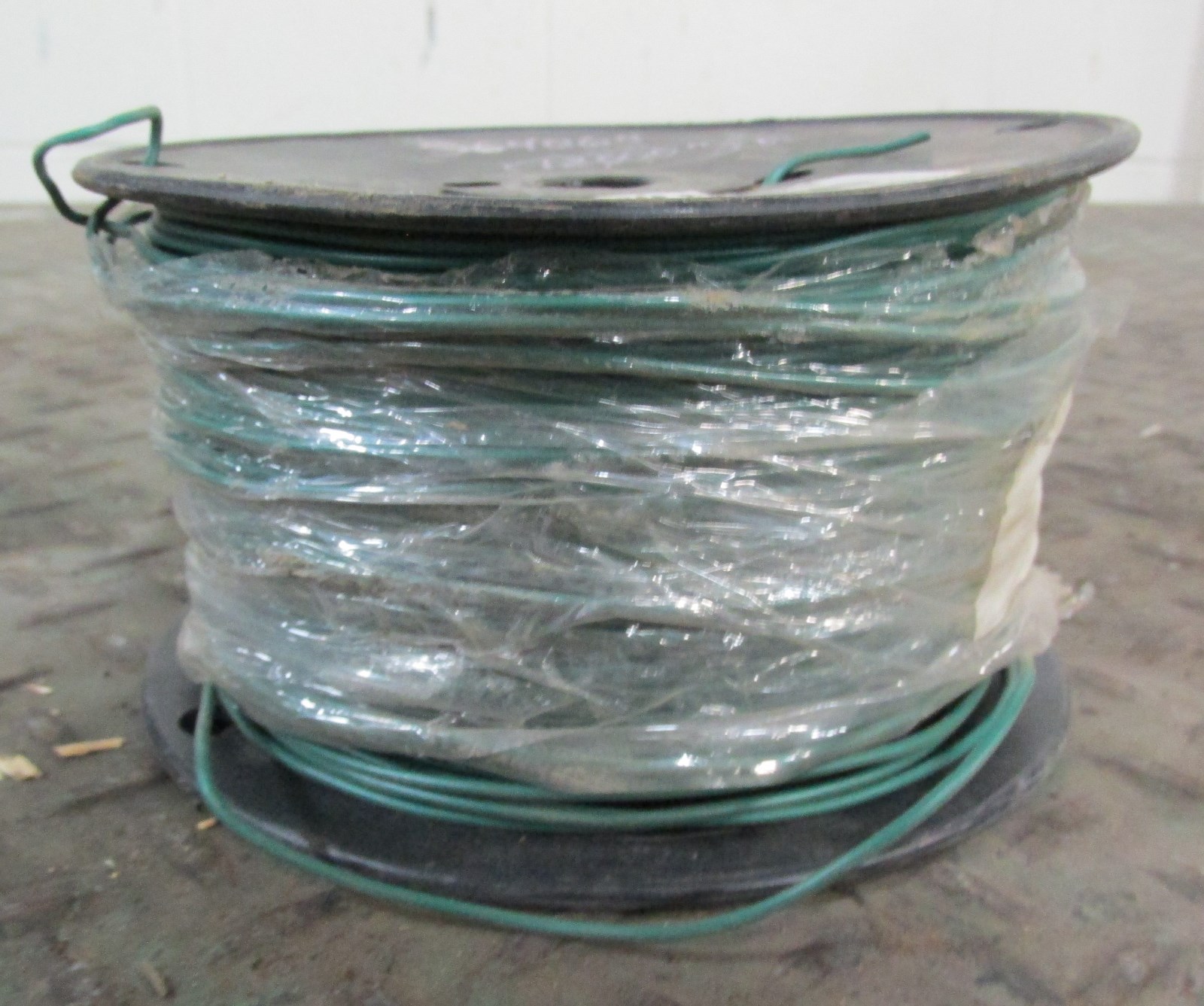 Hook up Wire 18 AWG 1 Cond Mil-W-76B Type MW Unshielded 71242LR