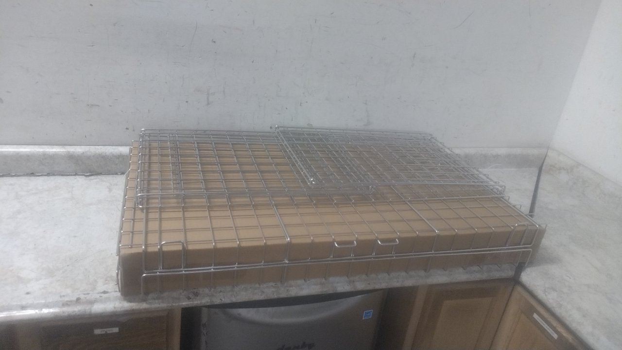 Cambro CSSC244818000 42-1/2 In Overall Width 25-1/4 In Depth Security Cage
