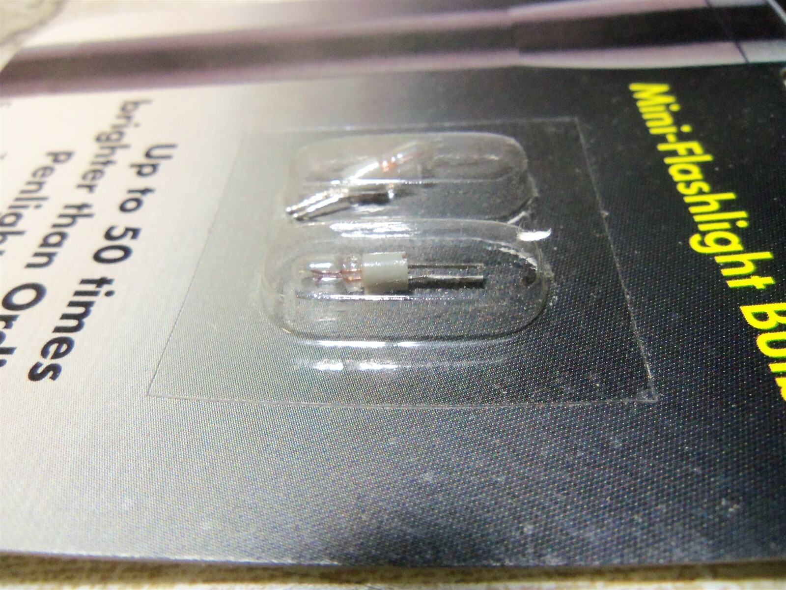 NEW Eiko 42000 T-1 1.35V Mini Flashlight Bulbs 2-Pack *FREE SHIPPING*