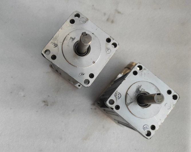 1pc Parker CM232AQ-115581 motor