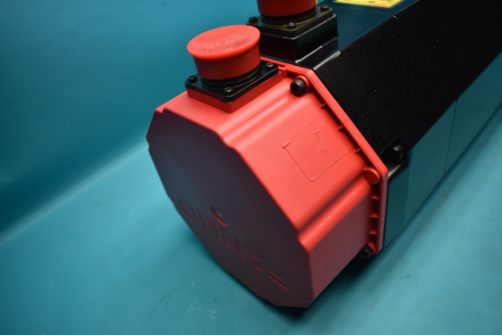 NEW FANUC A06B-0502-B272#7000 MODEL 20S AC SERVO MOTOR
