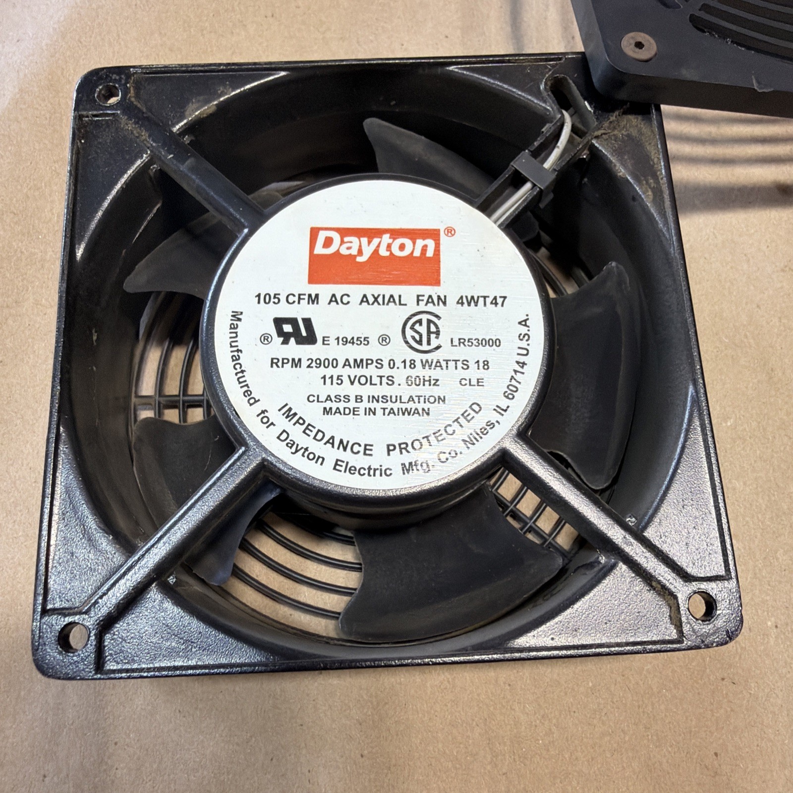 DAYTON 4WT47 Standard Square Axial Fan, Square, 115VAC, 1 Phase, 105 cfm