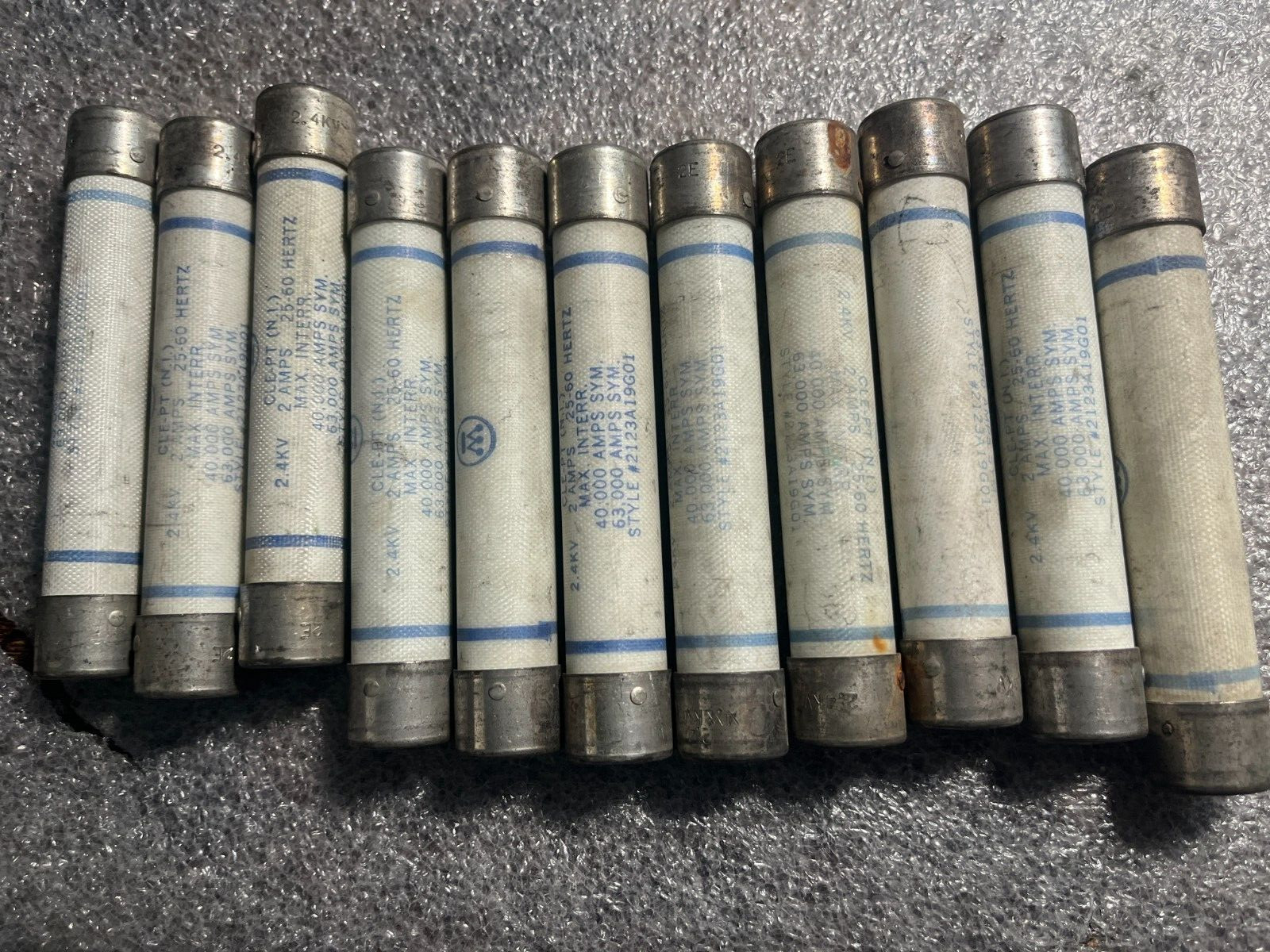 LOT OF 11 Westinghouse 2123A19G01 2.4KV 2 Amp 25-60Hz Fuse