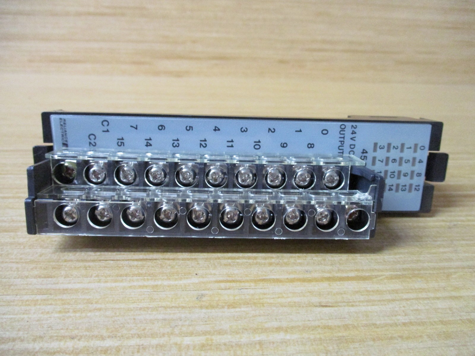 Reliance 45C963 ABB Shark XL Output Module
