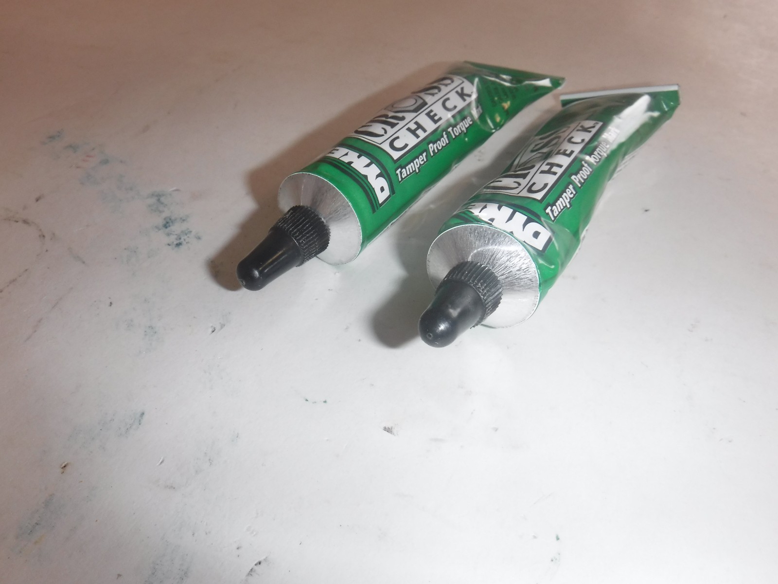 LOT OF 2 DYKEM 83315 Tamper Proof Torque Mark, Green (H9T)
