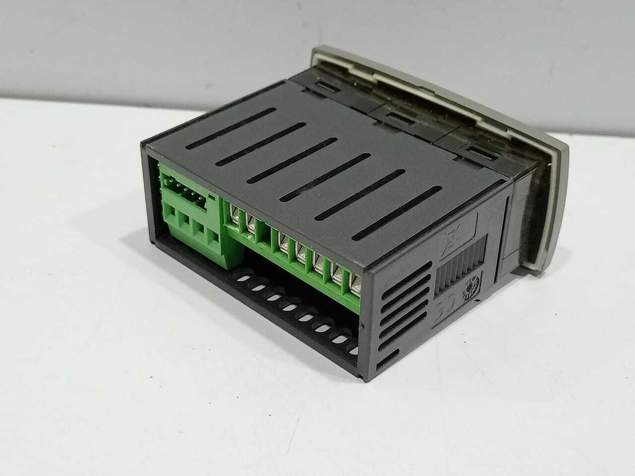 Dixell XR20CX-5N0c0 Temp.60C 3.5VA Max Temperature Controller