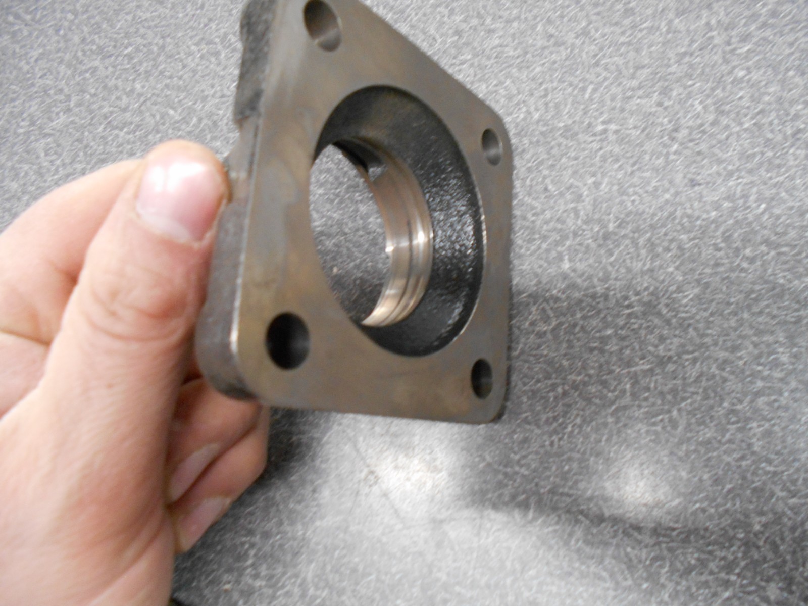 Burns/Tisco 47mm 4-Bolt Greasable Bearing Flange. F47-R. NEW!