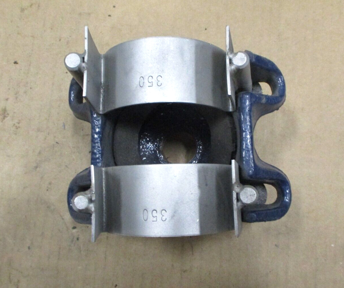 JCM 404 Service Saddle 3″ Pipe 3.25-3.50 OD Range 0350×1″ IP A7669AES