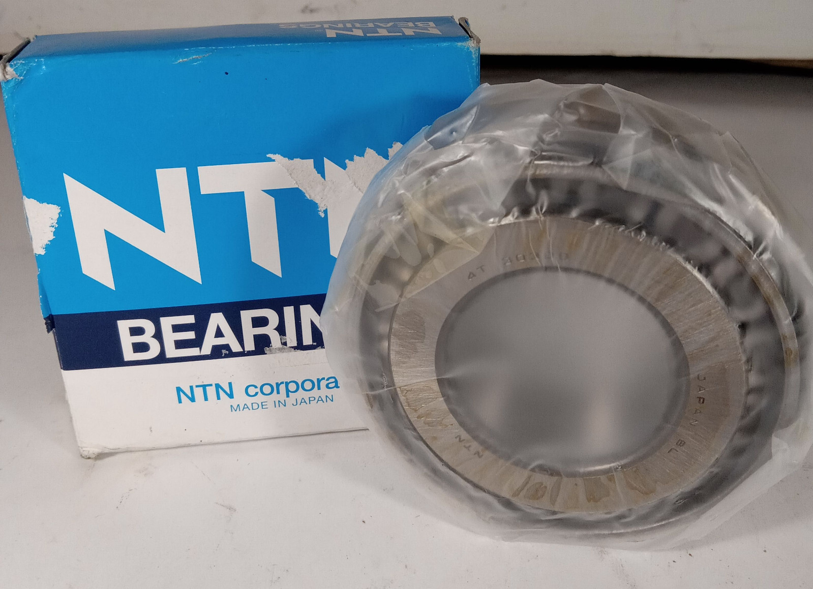 1 NEW NTN 4T-30308 TAPERED ROLLER BEARING NIB ***MAKE OFFER***