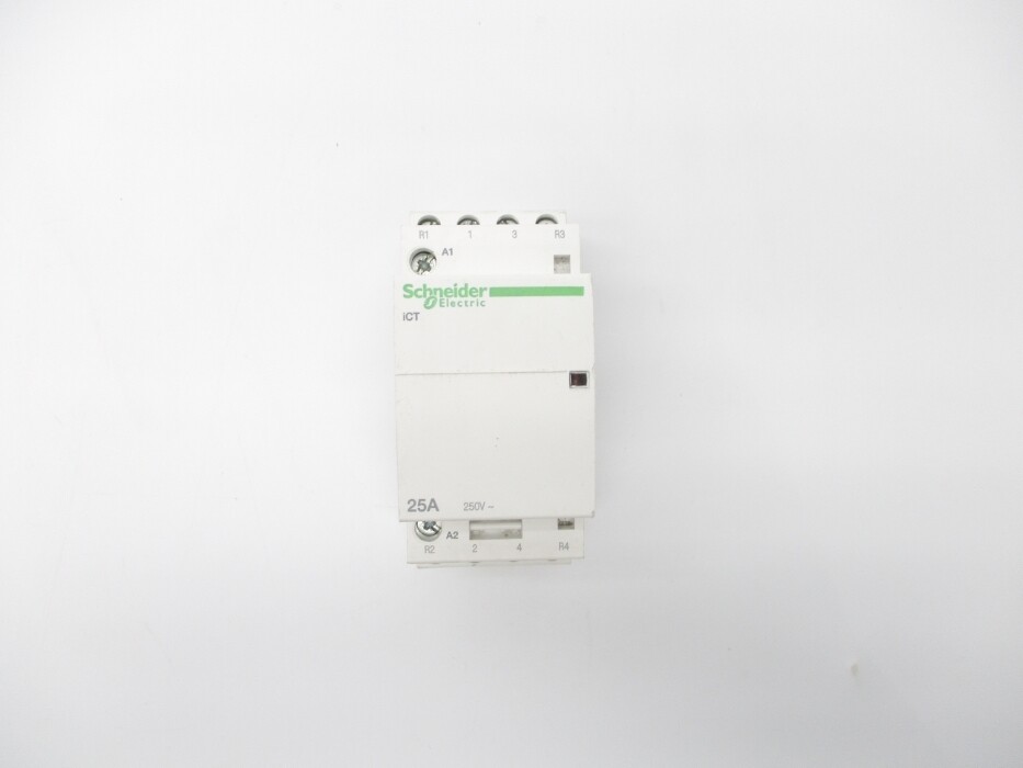 SCHNEIDER ELECTRIC A9C20838 220/240V NSNP