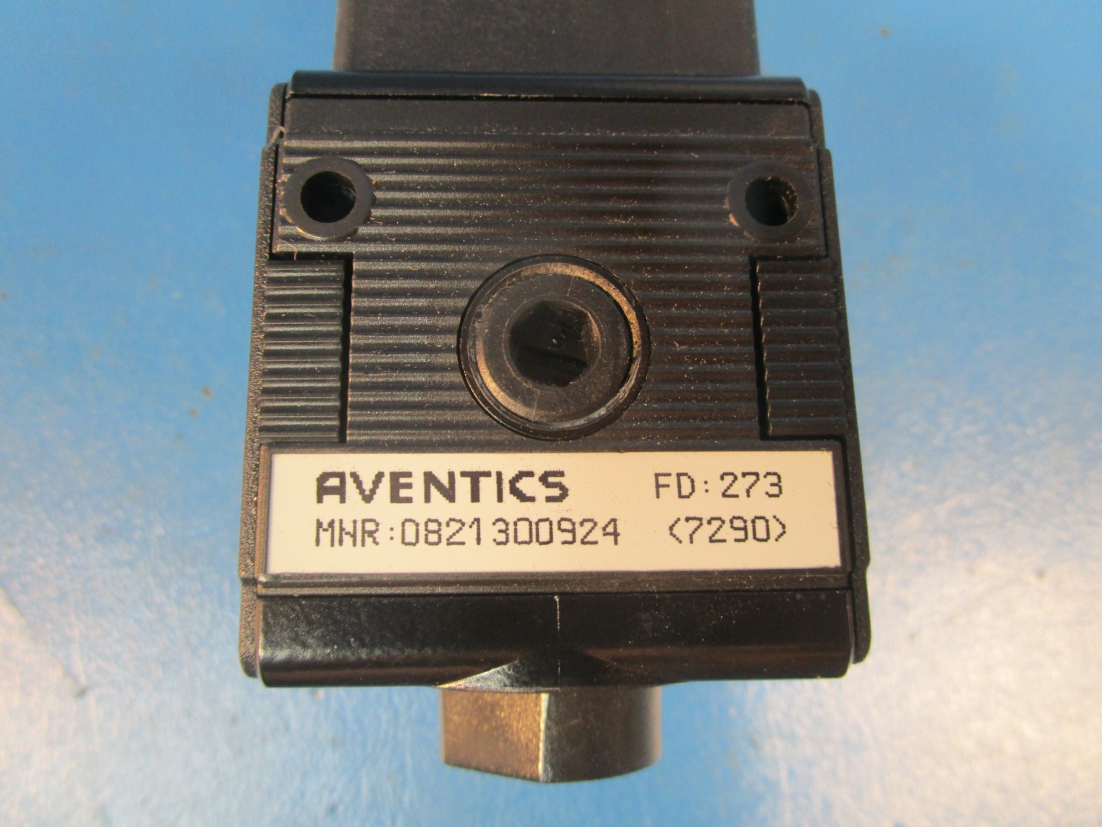 AVENTICS 0821300924, 3/2 Pneumatic Poppet Valve, Directional Valve