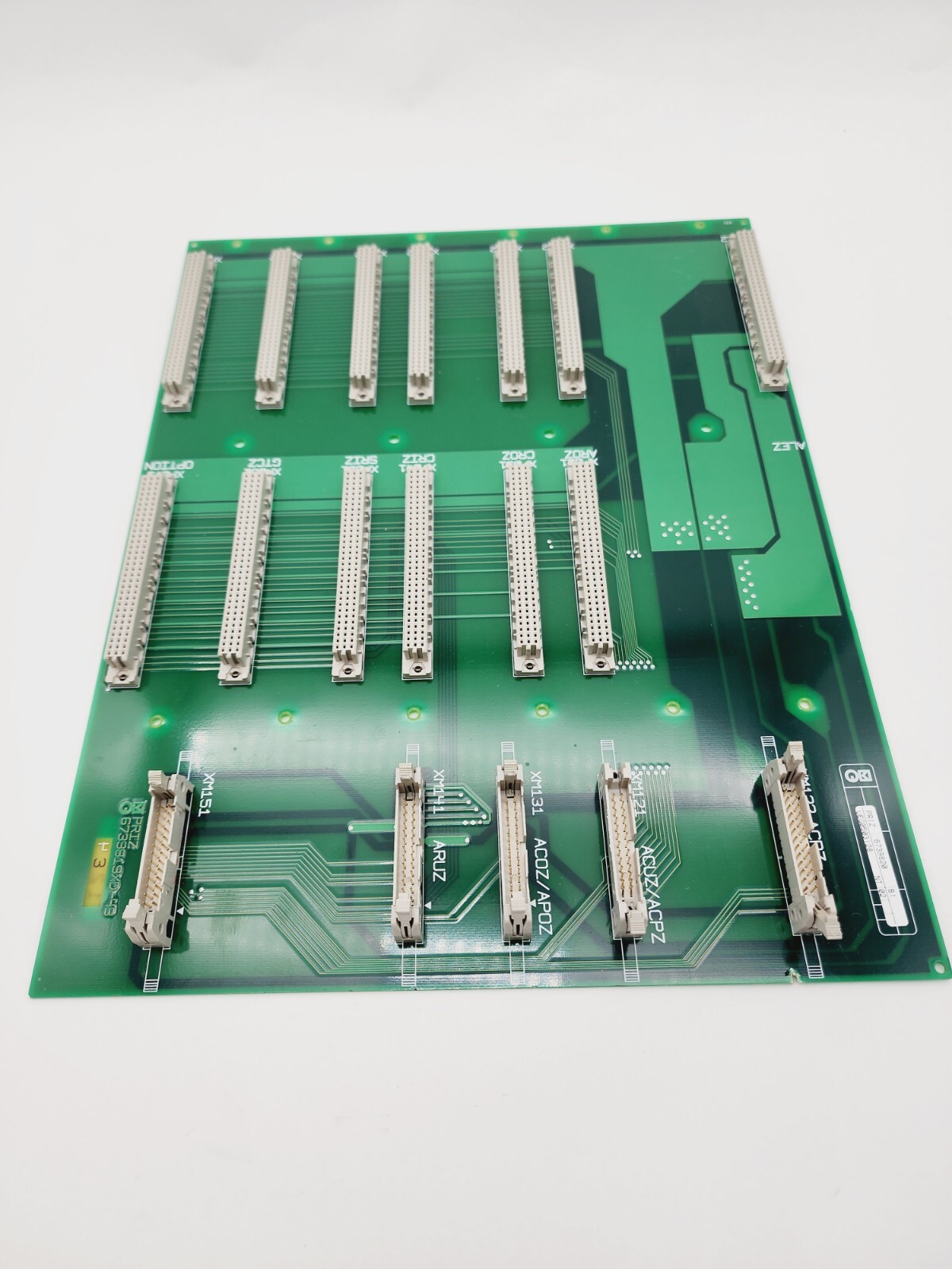 MGE UPS Systems 6739820-B 6739819XD-4B Circuit Board Priz PLC Rack MISSING CLIP
