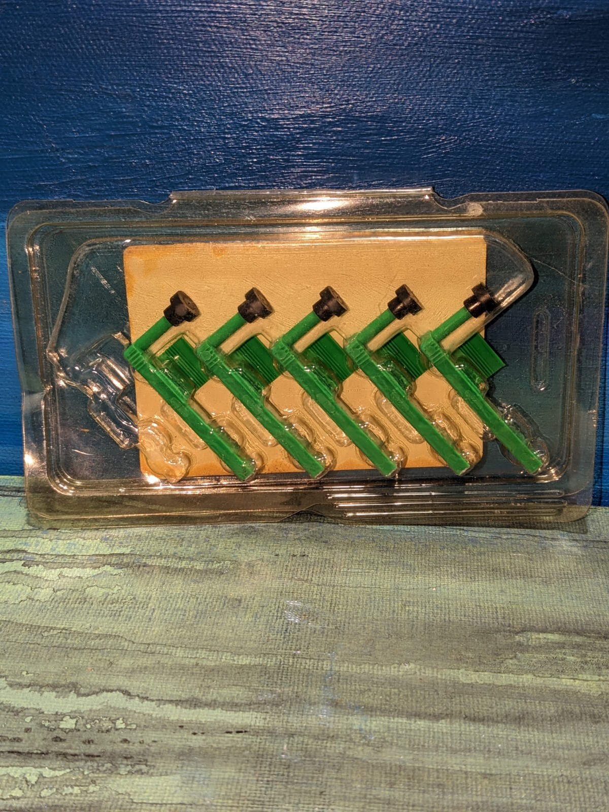 PACKAGE OF 5 GRAPHIC CONTROLS 10557602 GREEN MARKERS