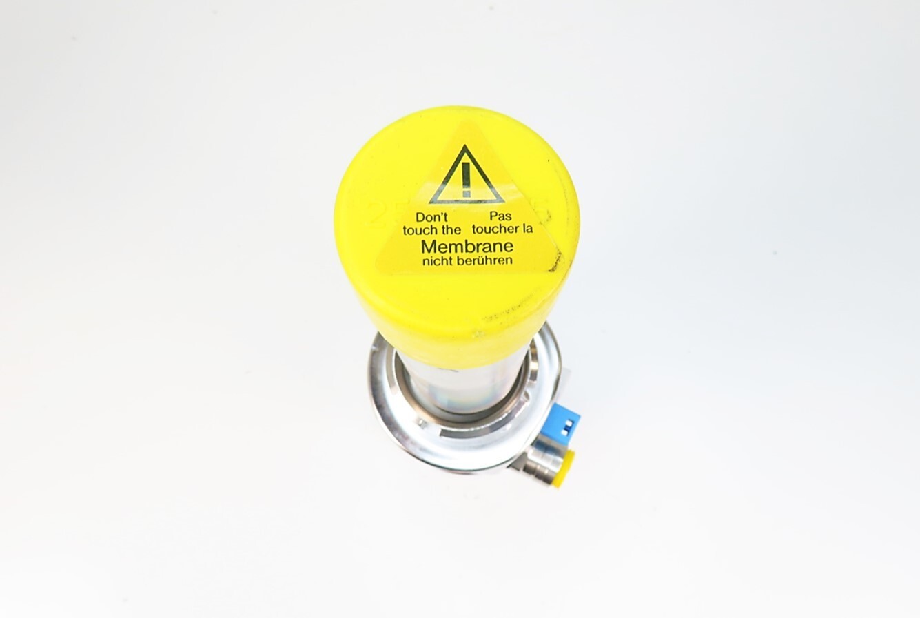 Endress Hauser DB50S-AC57FB13GE30 FHB 20 Deltapilot S 0-6psi NEW NO BOX