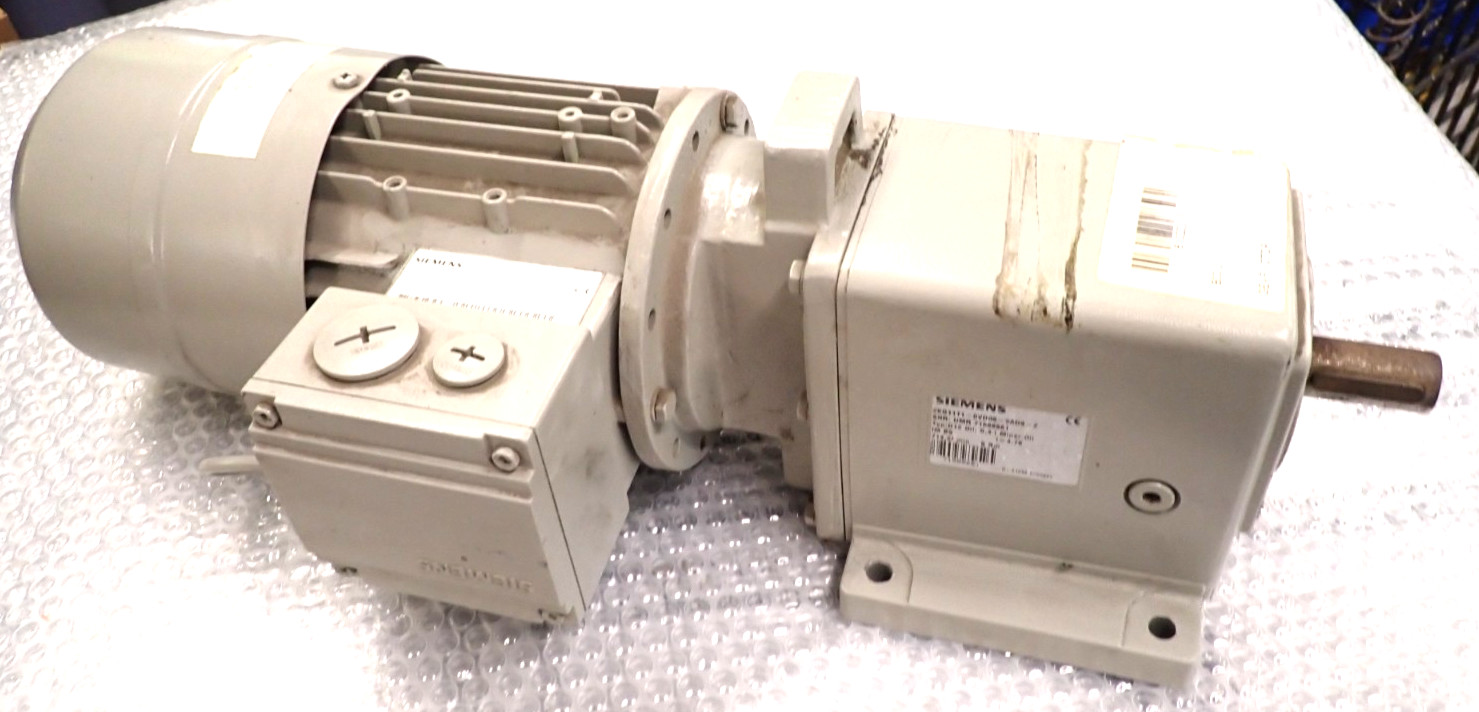 2KG11110VD06-2AD9 SIEMENS GEAR MOTOR FREE SHIPPING NEW