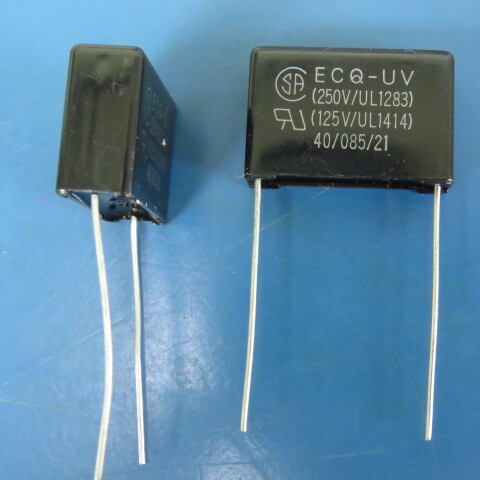 PANASONIC ECQ-U2A224MV Qty of 100 per Lot CAP POLY .22UF 250V 20% FILM
