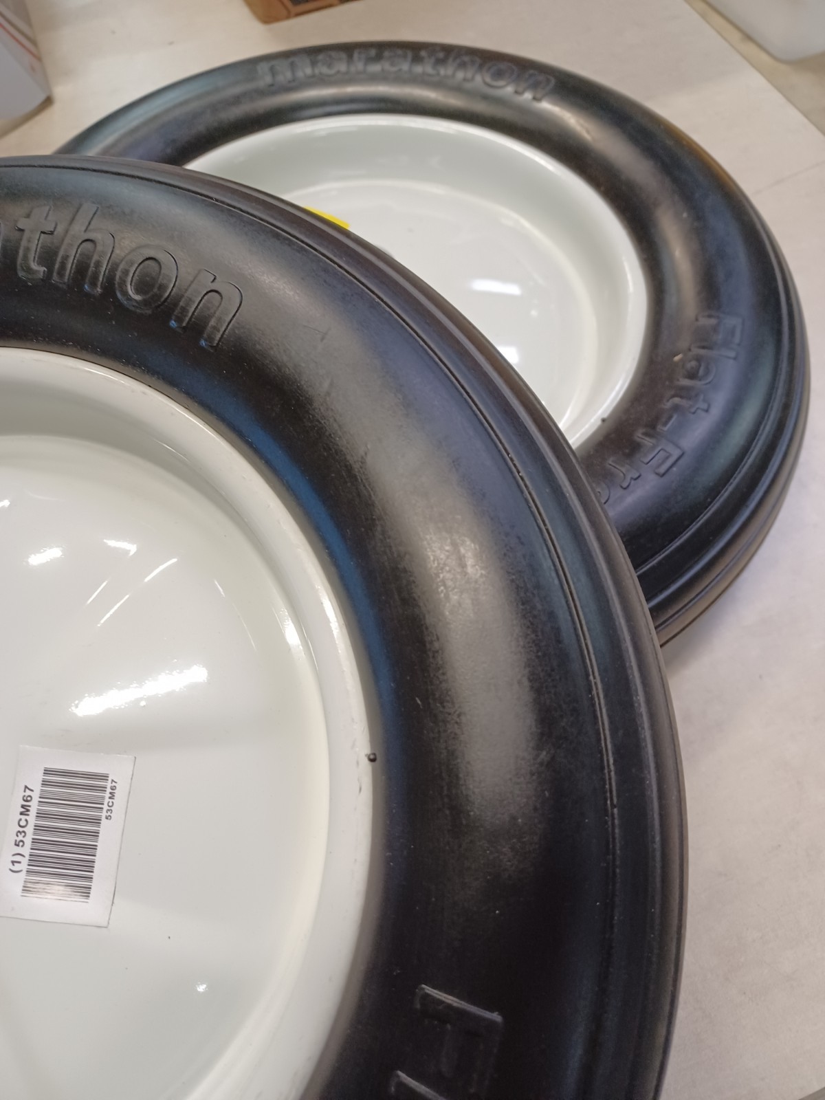 Lot of 2 GRAINGER APPROVED 53CM67 FlatFree Wheel,15 1/2″,375lb 4.80/4.00-8