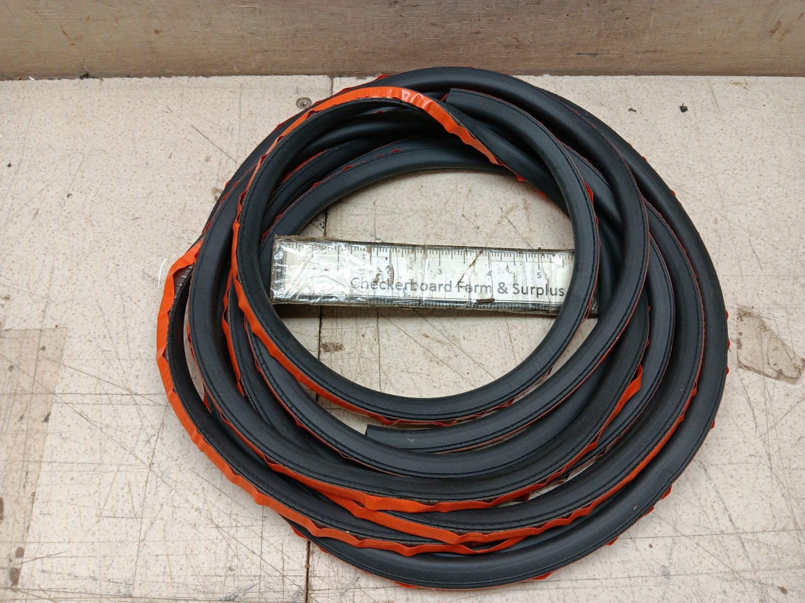 NOS Special Seal Trim Door Strip for 2320-01-549-8565 12506002-002 XTR-C0105-2E