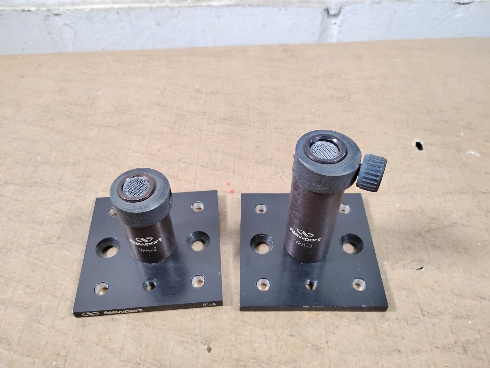 Two – Newport Optical Post Holders w/ Mounting Base VPH-2 VPH-3 B1-A